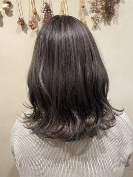 シャンプーボーイ セントラル 博多(SHAMPOO BOY central) アッシュグレージュ