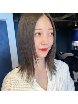 エイト 横浜店(EIGHT) オリーブグレージュ