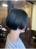黒髪スタンダート・ボブっぽいけど何故か軽い☆