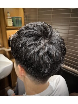 ヒロギンザバーバーショップ 丸の内店(HIRO GINZA BARBER SHOP) ビジネスパーマ