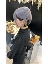 シロ(SHILO)&nbsp;アンブレラカラーショートボブ