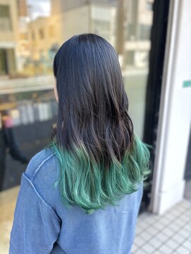 エスト 小倉(est) ブリーチ裾カラー/冬っぽグラデーションカラー/ロング/髪質改善