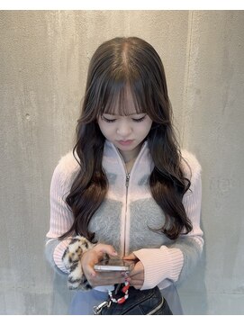 トテ(tote.) 透明感オリーブべージュ