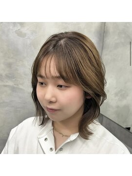 ニコ シモノセキ(NIKO Shimonoseki) レイヤーカット