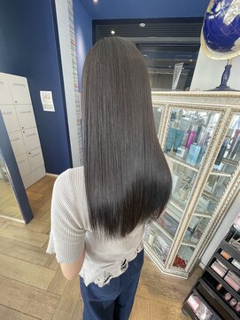 コワファースト 大分(COIFF1RST) 大人可愛いショートボブ白髪ぼかし20代30代40代/大分