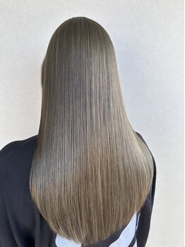 ザラフターザブリーチ 黒崎桃園店(the laughter/The bleach)の写真/《ダメージ94％カットで未来の美髪作り》頭皮や髪に優しく、髪の芯から潤いを与え艶やかで上品な質感に◇