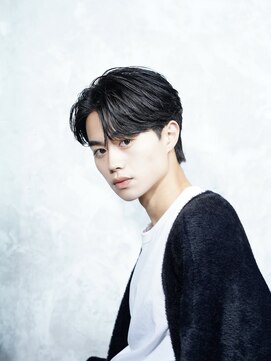 アルファ 新宿(alpha) 【alpha新宿】フェザーパーマ×耳掛けセンターパート