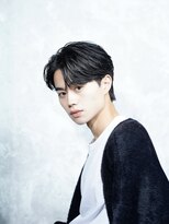 アルファ 新宿(alpha) 【alpha新宿】フェザーパーマ×耳掛けセンターパート