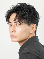 フィフス トウキョウ (fifth TOKYO)&nbsp;渋谷ルーズパーマシャドウパーマ刈り上げセンターパートメンズ