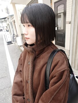 エヴリンアンドペイジ(Evelyn&paige) ミニボブ/切りっぱなしボブ【神戸元町/水原】