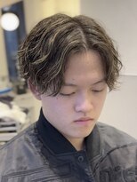 ラスト(LUAST) 波巻きスパイラルフェザーパーマフェザーショートセンターパート