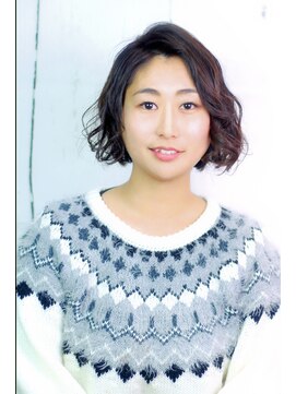 美容室 フォーリア Foglia ウェーブ ボブスタイル