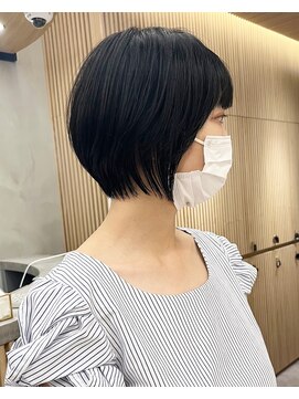 ロンドプロフィール 浦和(Lond profil) 蒲生優 【大人かわいいヘア、丸みショートボブ】