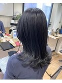 (中目黒徒歩1分)春にぴったり軽めレイヤー外ハネミディ