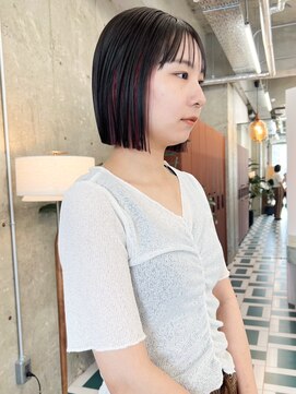 ノエ(noe) 顎ライン×インナーカラー