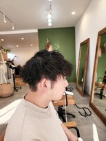 ヨハク(yohak)&nbsp;メンズパーマ×ゆるめツイストスパイラル