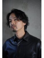 オルト(Altn)&nbsp;大人の波巻きスパイラルパーマミディアムロングメンズカットヘア