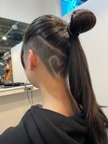 ザセカンドイーストサイドバーバーショップ(The Second EAST SIDE BARBER SHOP)&nbsp;刈り上げ女子