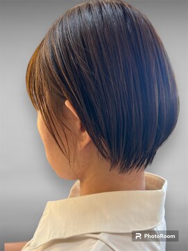 シイカ(siica) 【UFB】【20代30代40代50代60代】【ショートボブ】【ミニボブ】