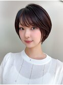 30代前下がりショートボブで絶壁解消丸みのあるひし形シルエット