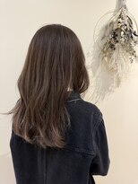 アルティーナプライベート(altina PRIVATE)&nbsp;ローレイヤーのナチュラルなベージュカラー