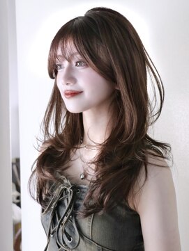 リアン バイ キートス(Lien by kiitos) セミハッシュカット×チョコグレージュ