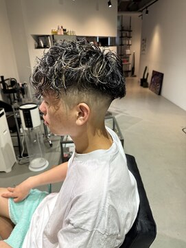 イズ(iss) メッシュ+スペインカール