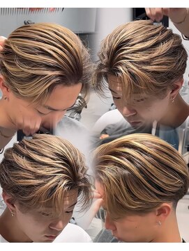 ステラ(STELLA) メンズ/バレイヤージュ/センターパート/ブリーチ＆ダブルカラー