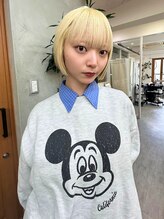 リアン(Lien) ハイブリーチ/ホワイトブロンド/ショートボブ