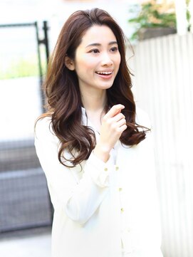 アフロート ディル(AFLOAT D'L) 《AFLOAT裕二朗》大人女性、ミセス世代に支持◎髪型ロングヘア1