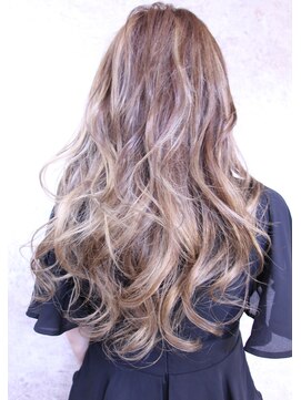 キャアリー(Caary) 福山市 イルミナカラー 人気Caary大人かわいいバレイヤージュ