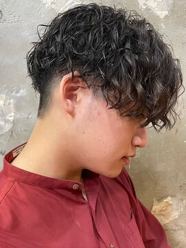 アカ(ACA) メンズマッシュパーマ波巻きツイストスパイラルパーマ札幌大通