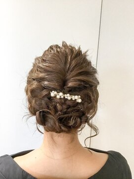 アフィナー(Afinar) 【横浜/横浜駅】ゆるふわお呼ばれスタイル♪