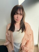 キュエム(Cuem)&nbsp;【Cuem 小原】くびれミディ　レイヤーカット　顔周りレイヤー