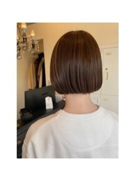 ローレン(LOREM) ころんとボブ/丸みシルエット/ミニボブ/大人ガーリー/髪質改善