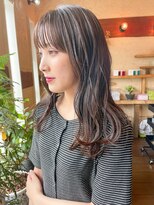 ナンバー(Number)&nbsp;【大分/わさだ/Number】透明感あるブルーベージュ20代30代40代