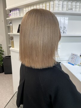 ペレ 渋谷(PELE) デザインカラー/レイヤーカット/ウェットヘア/オリーブベージュ