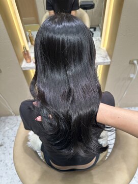 プアメリア 名古屋(Puamelia) 紫たっぷりグレージュ/ブリーチなし/ケアカラー/髪質改善