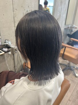 ヘアーアンドメイク ファット(Hair&Make PHAT) ナチュラル黒髪外ハネ切りっぱなしボブ小顔フェイスレイヤー