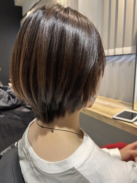 ジーナ(ZINA) 大人ショートボブ