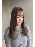 オリーブグレージュ&顔まわりレイヤー