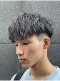 縦落ちツイストスパイラルパーマツイスパ刈り上げメンズマッシュ