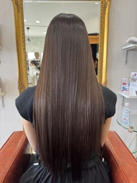 イーエス(E.S) 酸性縮毛矯正＋トリートメント界のHERMES