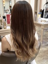 アルターリール(aL ter Rire)&nbsp;黒髪/クラゲヘアー/オリーブグレー/小顔/ココアベージュ/澤瑞絵