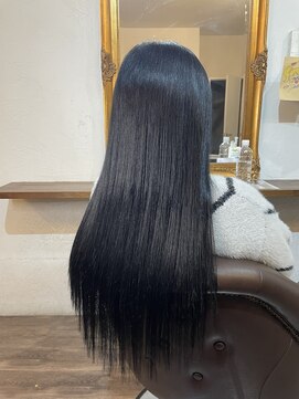 フリーク 石岡店(FREAK) 全頭ブリーチ履歴【ブルーブラック】