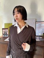 ヘアーアイストゥーレ(HAIR ICI TRE)&nbsp;ボブ外はねストレートパーマ縮毛矯正ぷつっとカット　担当桜桃
