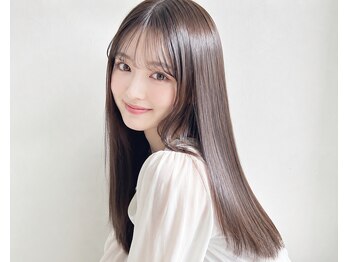 ヘアーアンドメイク サワ 天神店(Sawa)の写真/アイロン時間を短縮☆「真っ直ぐすぎない、柔らかい」触れたくなる艶と柔らかさを叶える美髪ストレート♪