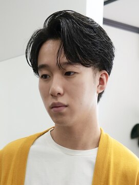 ログ(LOG) メンズセンターパート 曲がる縮毛矯正 大人ヘア men's 高松