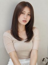 自然な仕上がりが人気♪髪質に合わせた縮毛矯正で毛先まで艶めく自然なストレートをご提案◎毎朝も楽々に♪