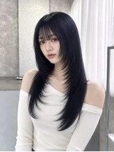 メゾンセブンルックス 宇都宮簗瀬店(Maison 7LOOKS)&nbsp;ハッシュカット×ネイビーカラー《楠奥》
